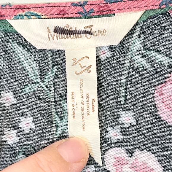 Matilda Jane Top Women Large Green Floral V Neck Long Sleeve Button Blouse NWT - Picture 8 of 8